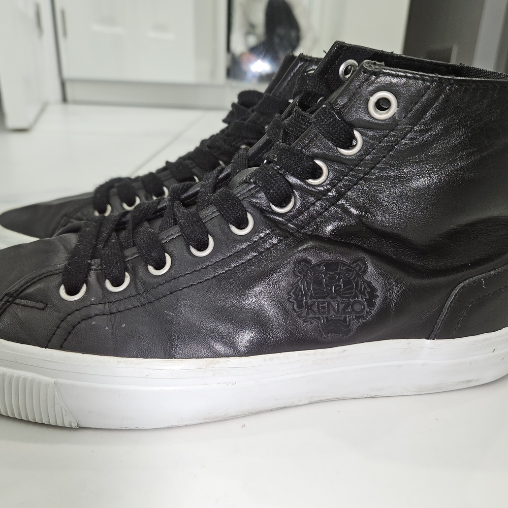 Kenzo Black Leather High-Top Sneakers - Tiger Logo / Size 8